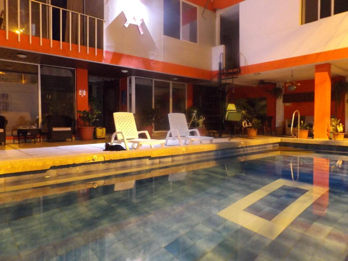 Hostal Antares Manta Kültér fotó