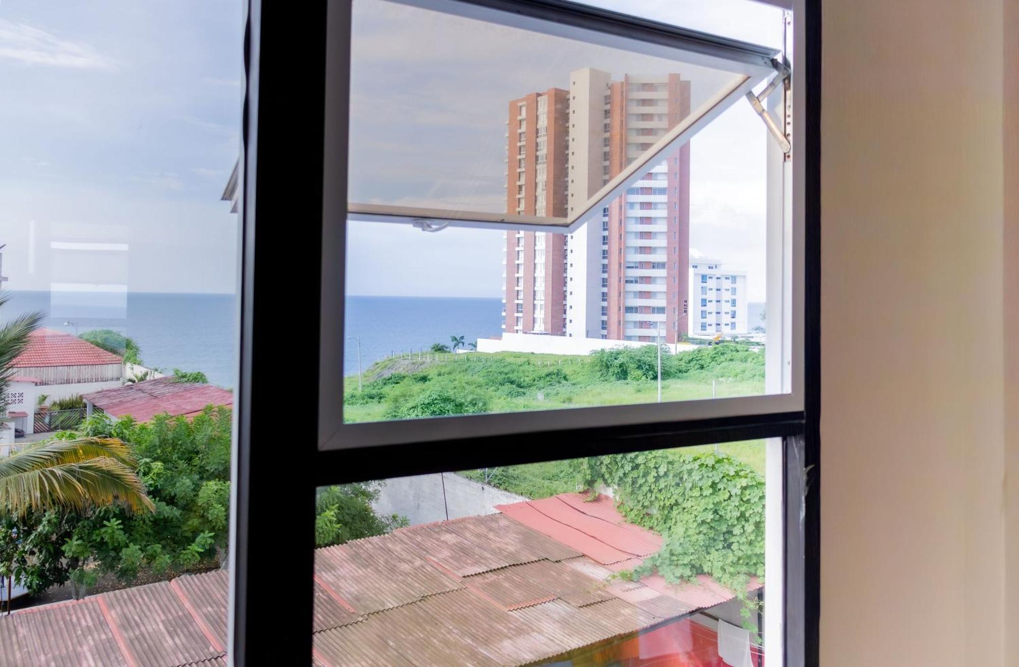 Hostal Antares Manta Kültér fotó