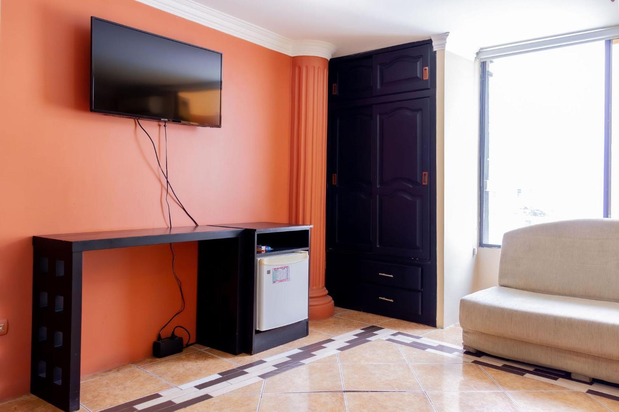 Hostal Antares Manta Kültér fotó