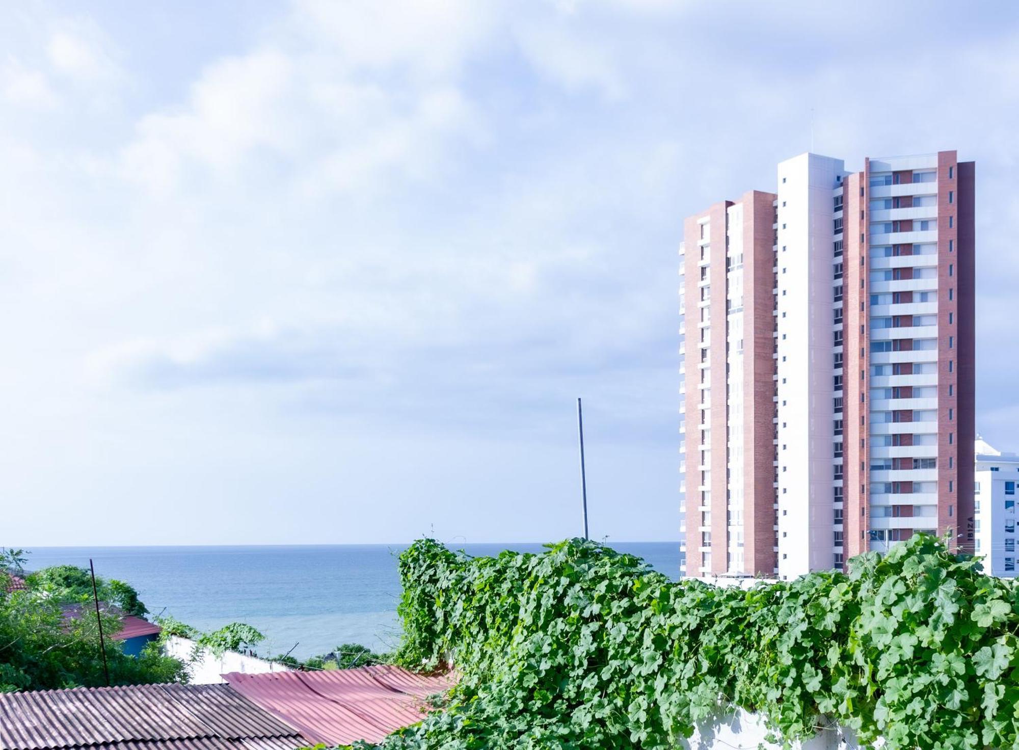 Hostal Antares Manta Kültér fotó