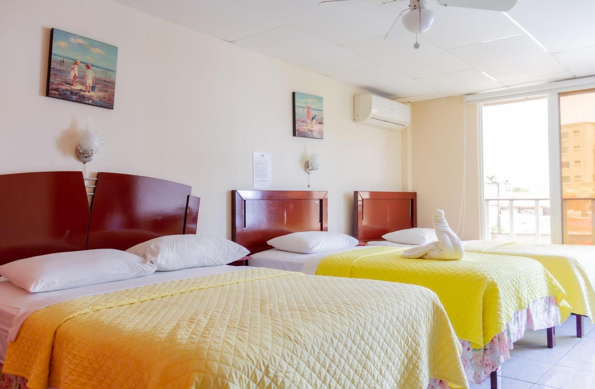 Hostal Antares Manta Kültér fotó