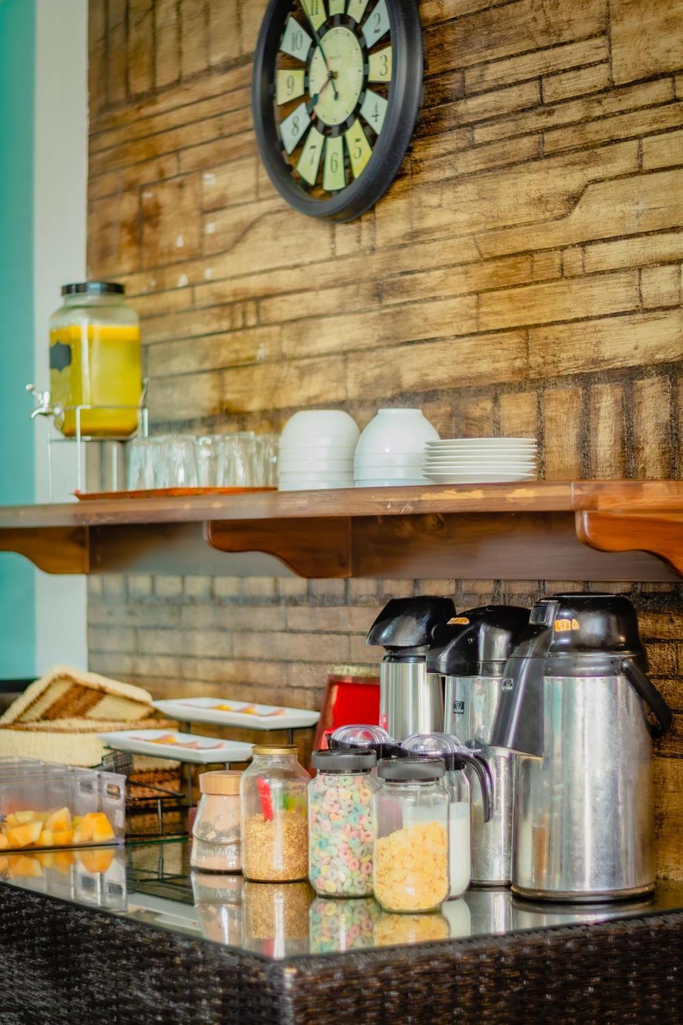 Hostal Antares Manta Kültér fotó